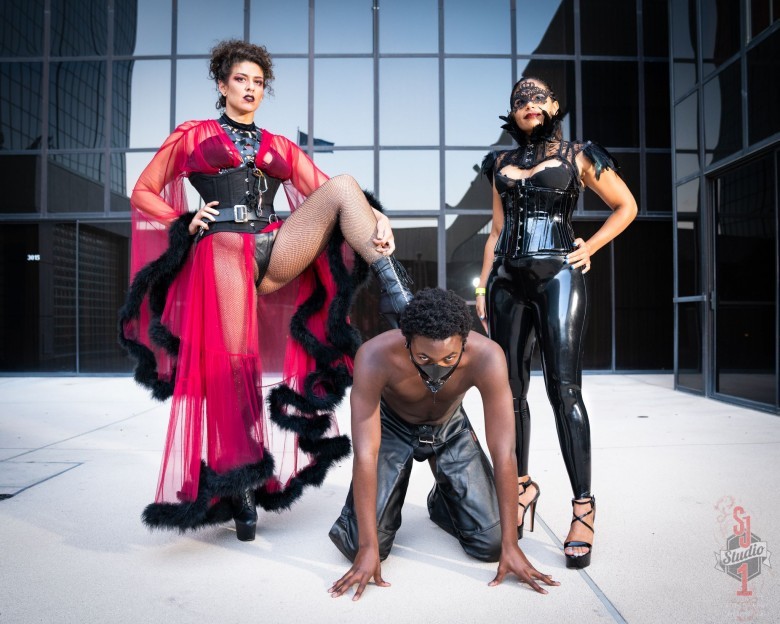 DomCon photo courtesy www.sjstudio1.com